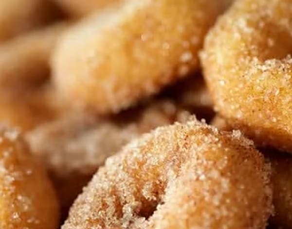 Donitas de canela recién hechas